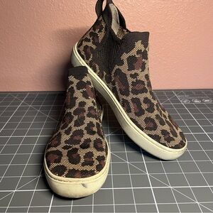 Rothy’s Big Cat Chelsea Sneaker Boot